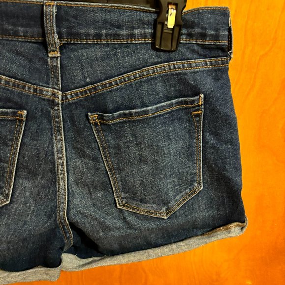 Old Navy Boyfriend Shorts Rolled bottom Size 2 - Picture 8 of 9